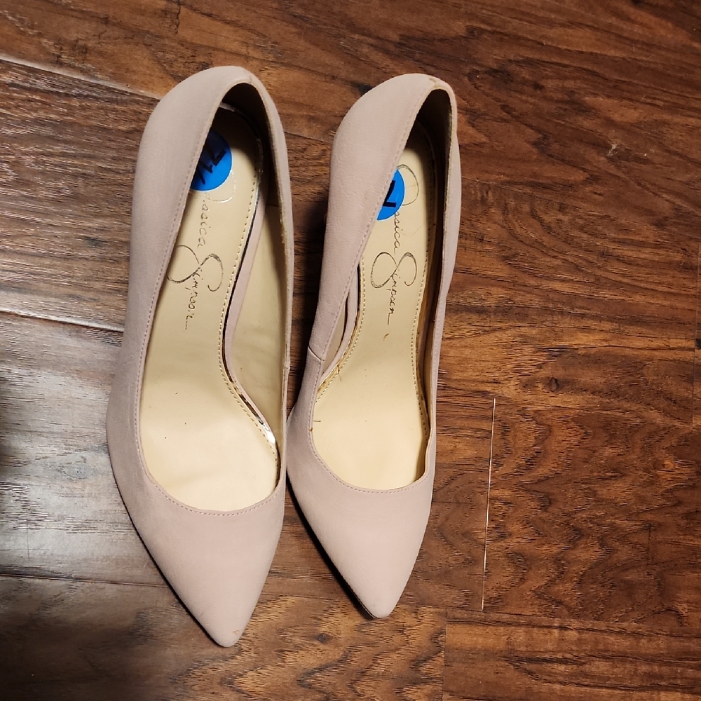 Jessica Simpson Cream Tan Heels Elegant Pointed-Toe Pumps
